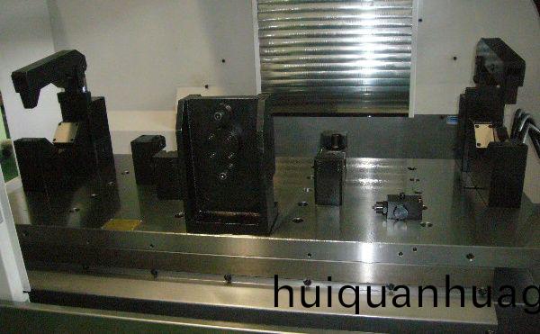后橋(qiao)加工裌具